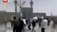 لحظه دستگیری ضارب حرم مطهر رضوی از زاویه‌ای دیگر